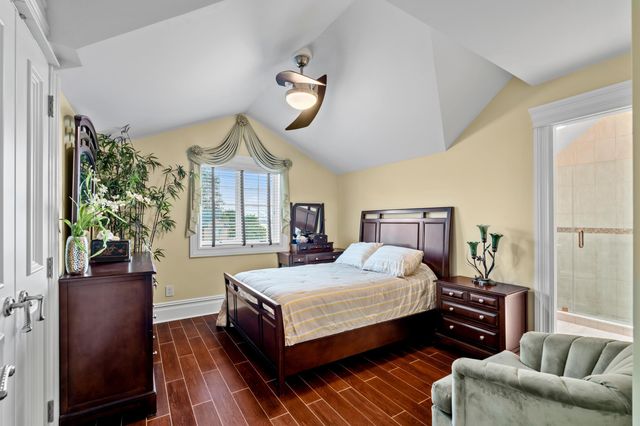 32 BENMORE TERRACE, Bayonne, NJ 07002