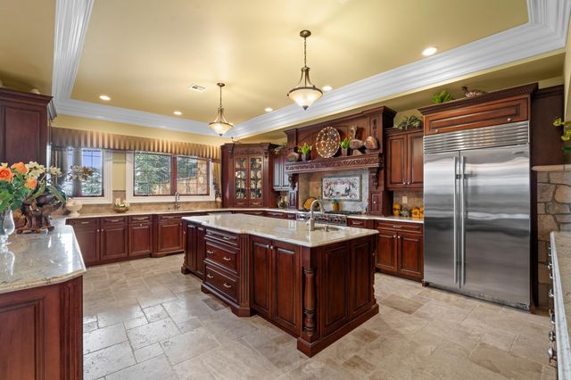 32 BENMORE TERRACE, Bayonne, NJ 07002