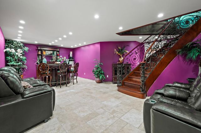 32 BENMORE TERRACE, Bayonne, NJ 07002