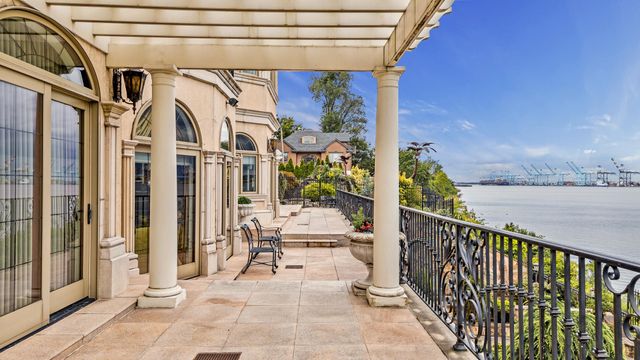 32 BENMORE TERRACE, Bayonne, NJ 07002