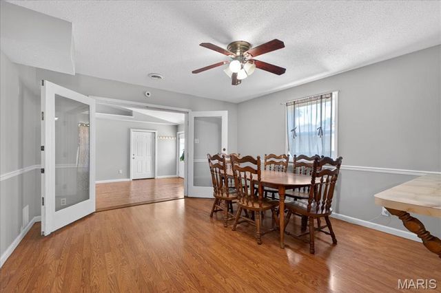 16 Midland Avenue, Maryland Heights, MO 63043