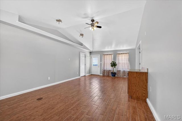 16 Midland Avenue, Maryland Heights, MO 63043