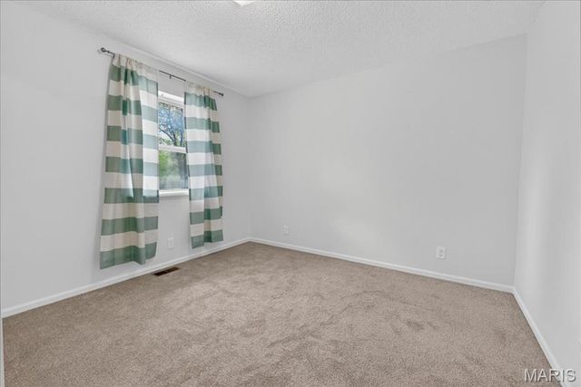 16 Midland Avenue, Maryland Heights, MO 63043