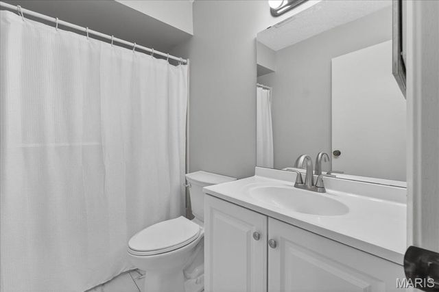16 Midland Avenue, Maryland Heights, MO 63043