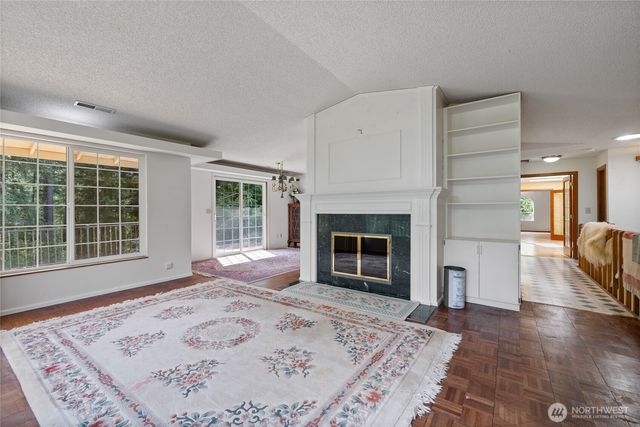 43103 Hilligoss Lane E, Eatonville, WA 98328