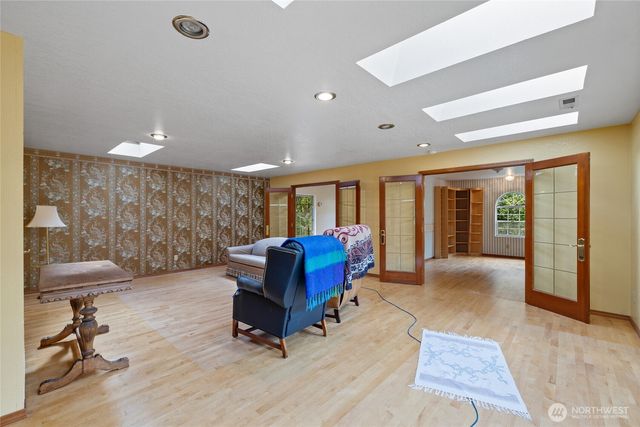 43103 Hilligoss Lane E, Eatonville, WA 98328