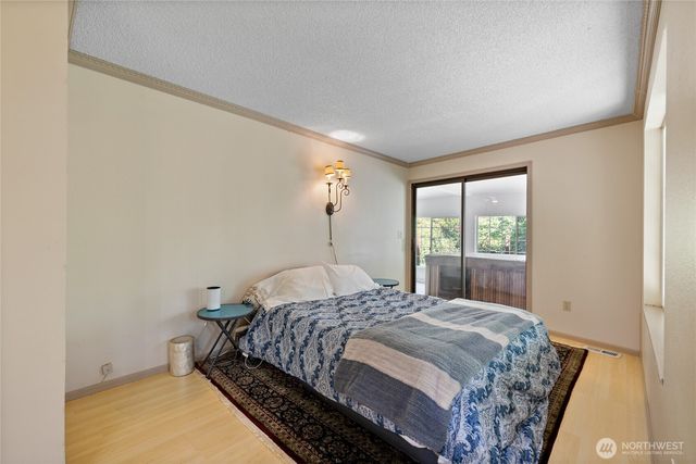 43103 Hilligoss Lane E, Eatonville, WA 98328