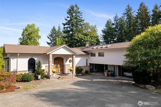 43103 Hilligoss Lane E, Eatonville, WA 98328