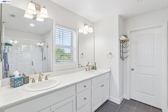 1250 Detroit Ave 1, Concord, CA 94520
