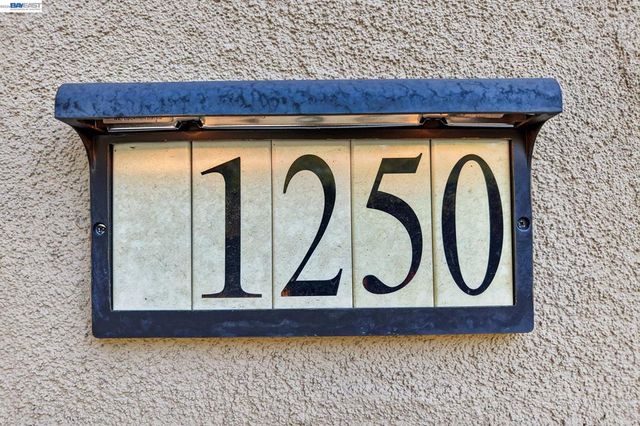 1250 Detroit Ave 1, Concord, CA 94520