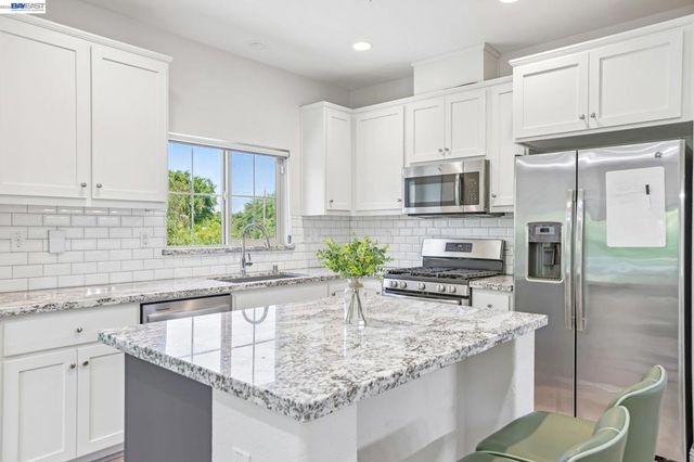 1250 Detroit Ave 1, Concord, CA 94520