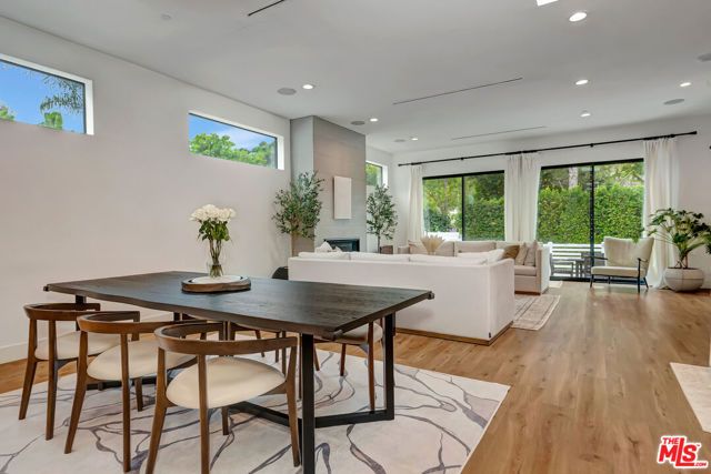 4203 Saugus Avenue, Los Angeles, CA 91403