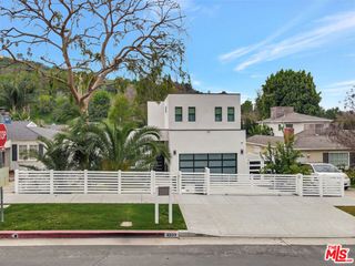 4203 Saugus Avenue, Los Angeles, CA 91403