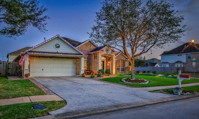 8227 Palmetta Spring Drive, Tomball, TX 77375
