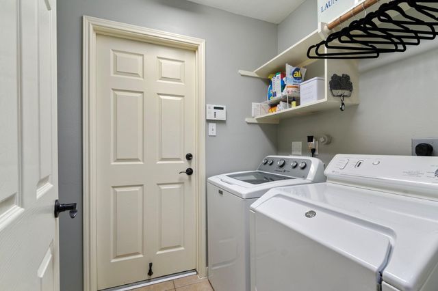 8227 Palmetta Spring Drive, Tomball, TX 77375