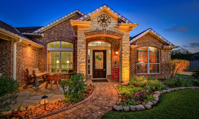 8227 Palmetta Spring Drive, Tomball, TX 77375