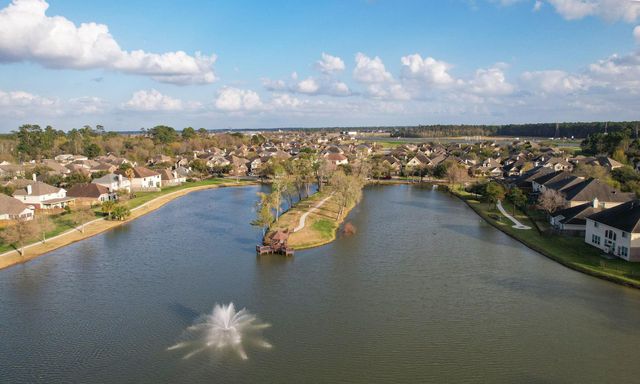 8227 Palmetta Spring Drive, Tomball, TX 77375