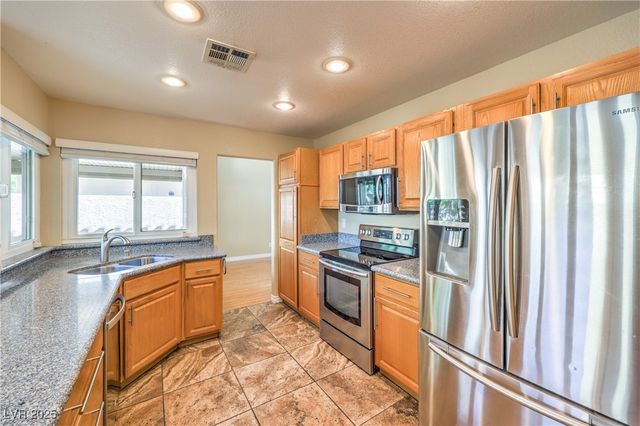 6912 Mill Creek Way, Las Vegas, NV 89149