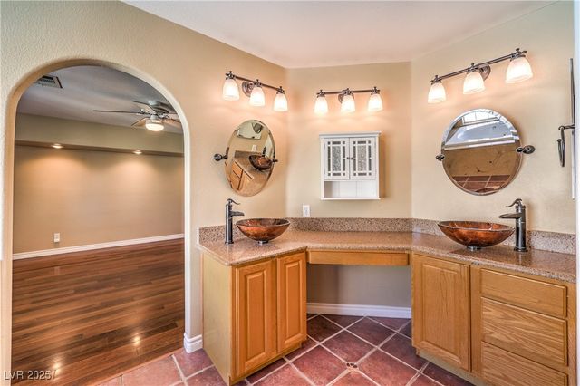 6912 Mill Creek Way, Las Vegas, NV 89149