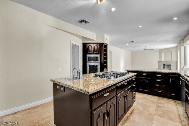 1931 Fox Canyon Circle, Las Vegas, NV 89117