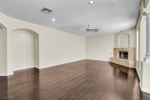 1931 Fox Canyon Circle, Las Vegas, NV 89117