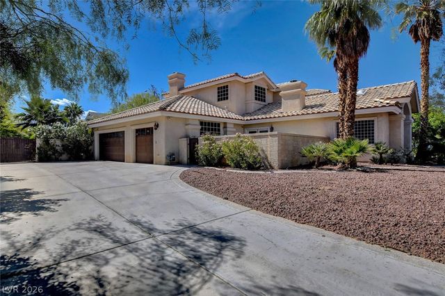 1931 Fox Canyon Circle, Las Vegas, NV 89117