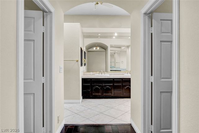 1931 Fox Canyon Circle, Las Vegas, NV 89117
