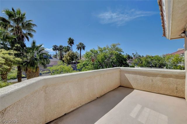 1931 Fox Canyon Circle, Las Vegas, NV 89117