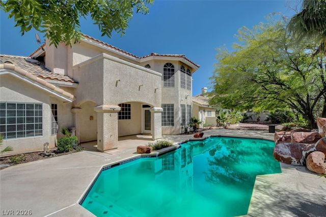 1931 Fox Canyon Circle, Las Vegas, NV 89117