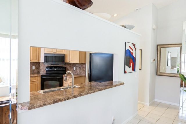 7604 LEXINGTON CLUB BOULEVARD B, Delray Beach, FL 33446