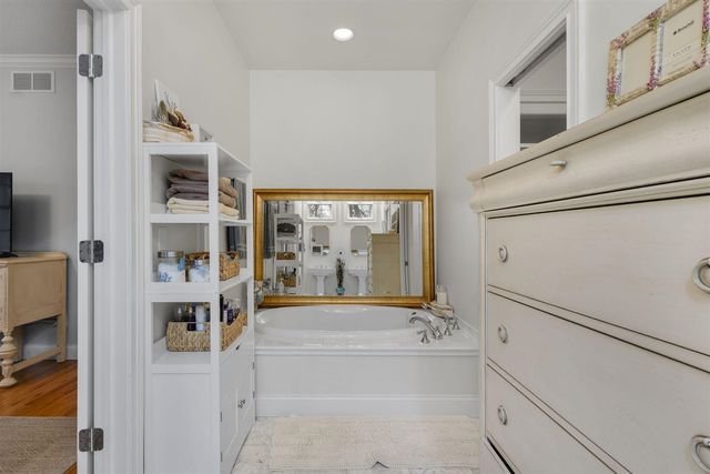 1860 High Meadow, Niles, MI 49120