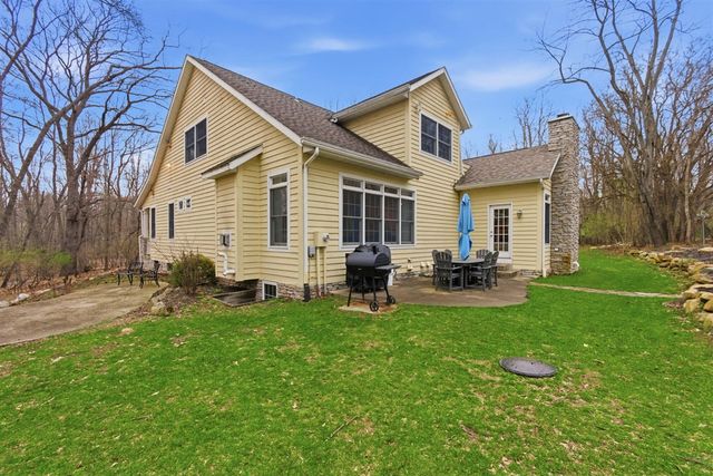 1860 High Meadow, Niles, MI 49120