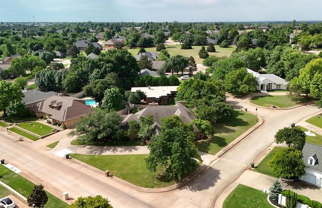 1200 Oak Tree Drive, Edmond, OK 73025