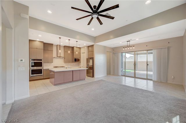 378 Old Erie, Henderson, NV 89011