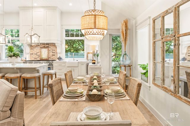 59 N Summit Street, Fairhope, AL 36532