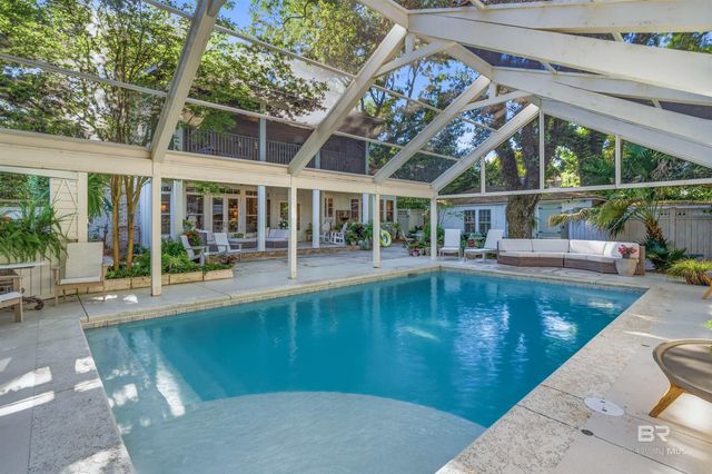 59 N Summit Street, Fairhope, AL 36532