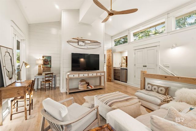 59 N Summit Street, Fairhope, AL 36532