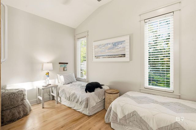 59 N Summit Street, Fairhope, AL 36532