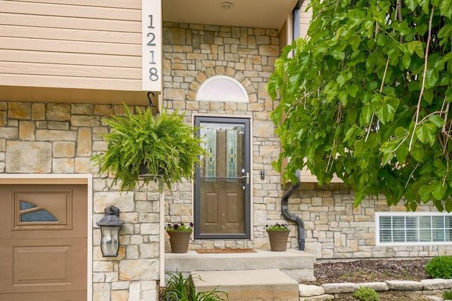 1218 Wildwood Street, Leavenworth, KS 66048