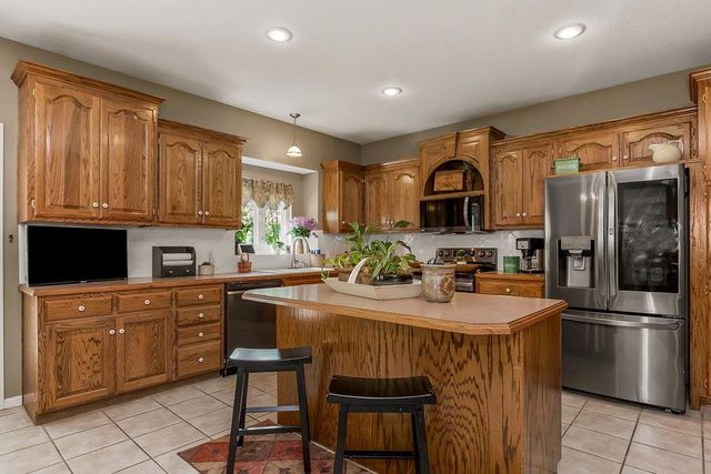 1218 Wildwood Street, Leavenworth, KS 66048