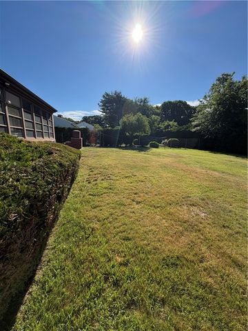 45 Pinewood Drive, North Providence, RI 02904