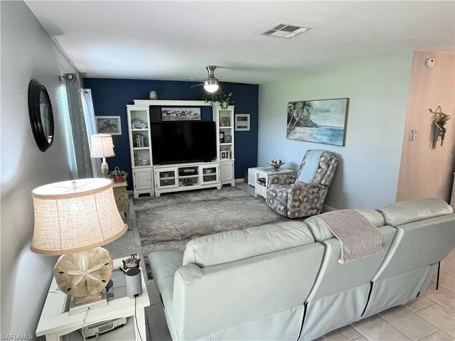 1374 Bunker WAY, Fort Myers, FL 33919