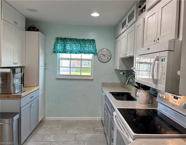 1374 Bunker WAY, Fort Myers, FL 33919