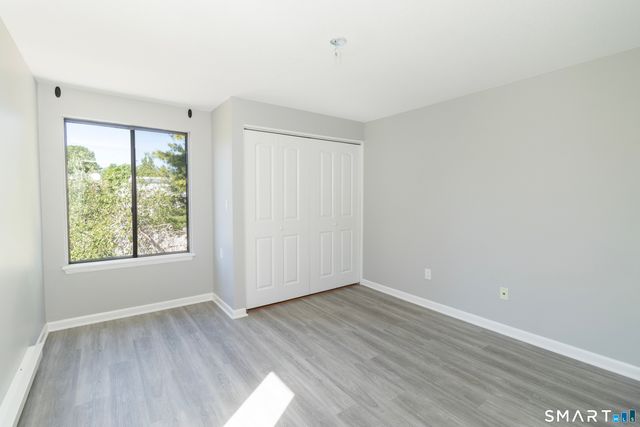 18 Hamre Lane A, Branford, CT 06405