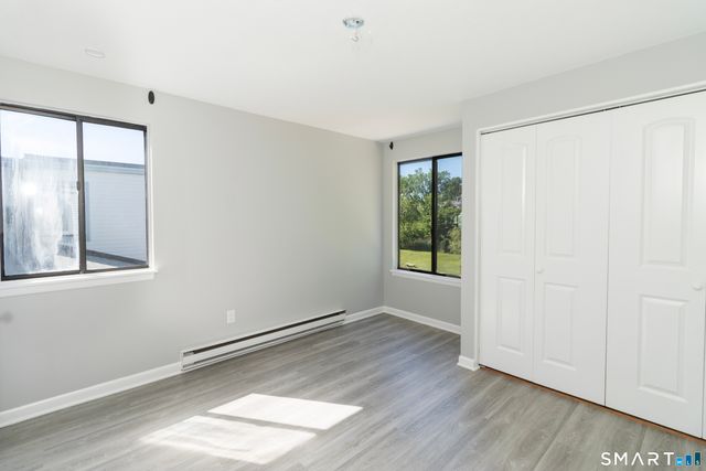 18 Hamre Lane A, Branford, CT 06405