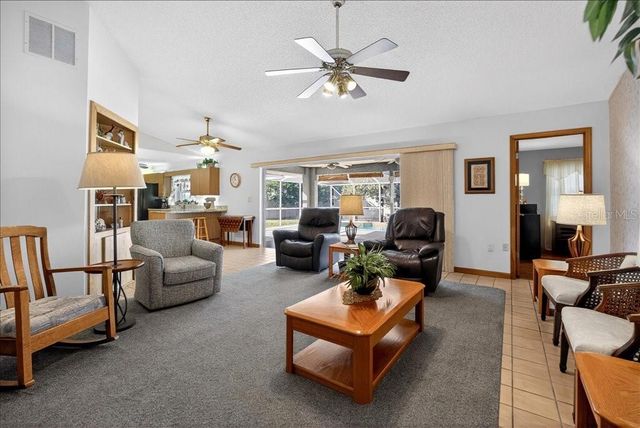 11 PARKWAY, Palm Coast, FL 32164