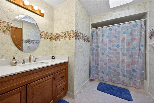 11 PARKWAY, Palm Coast, FL 32164