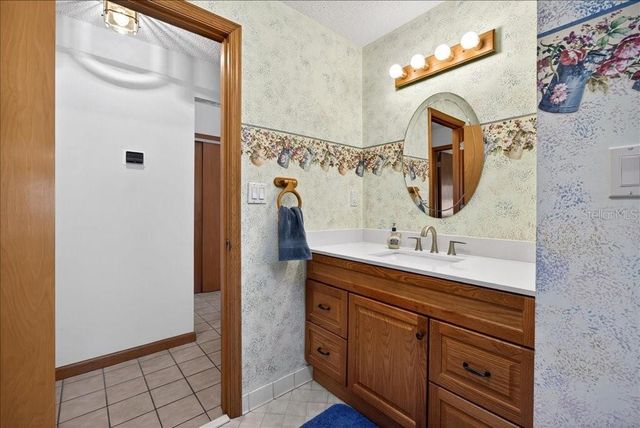 11 PARKWAY, Palm Coast, FL 32164