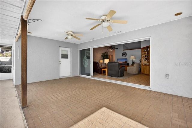 11 PARKWAY, Palm Coast, FL 32164