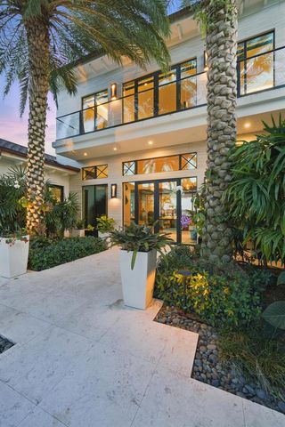 18714 Rio Vista Drive, Jupiter, FL 33469